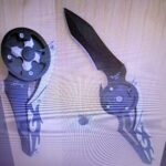 FOLDING KNIFE WITH MINI THROWING STAR KITCHEN KNIFE